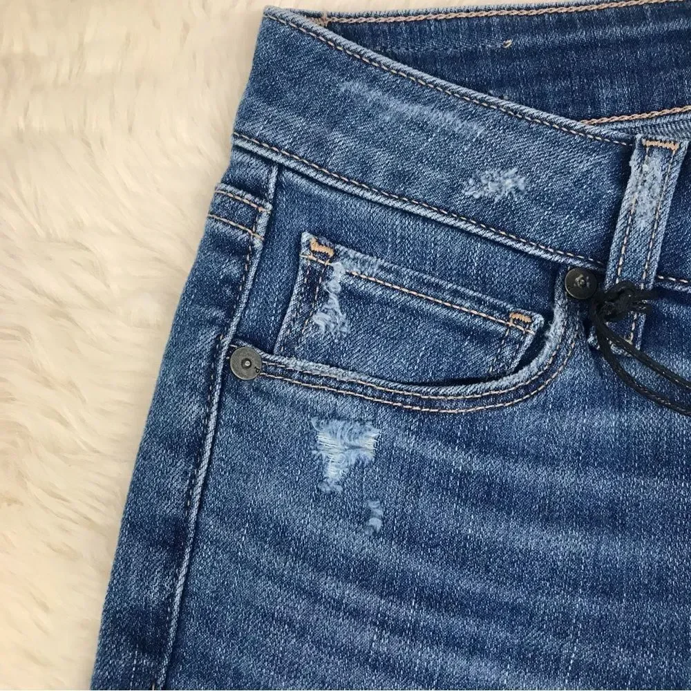 PAIGE Skyline Skinny Crop Jean North Star Distressed Medium Wash Size 24 New‎